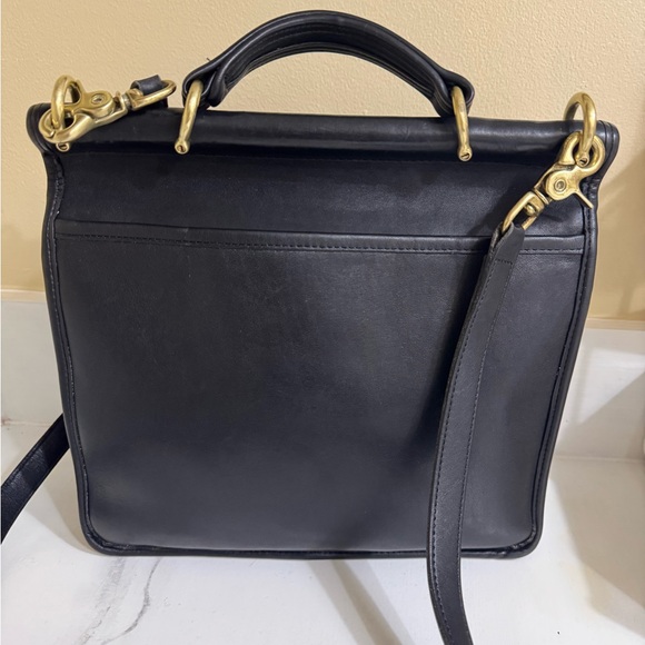 Coach Vintage Black Leather MADE IN USA. May 1994 Willis Bag. Rare find. - Picture 3 of 15